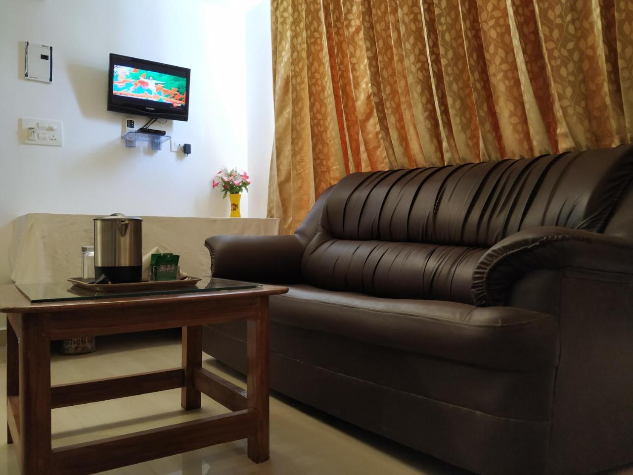 Aum Hotel Puttaparthi Exteriér fotografie